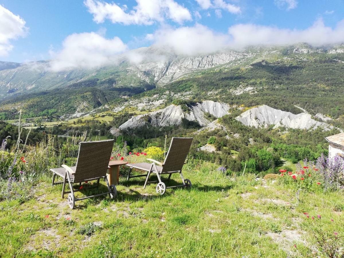 Gaïa, maison d'hôtes Verdon, vue féerique Blieux Exterior foto